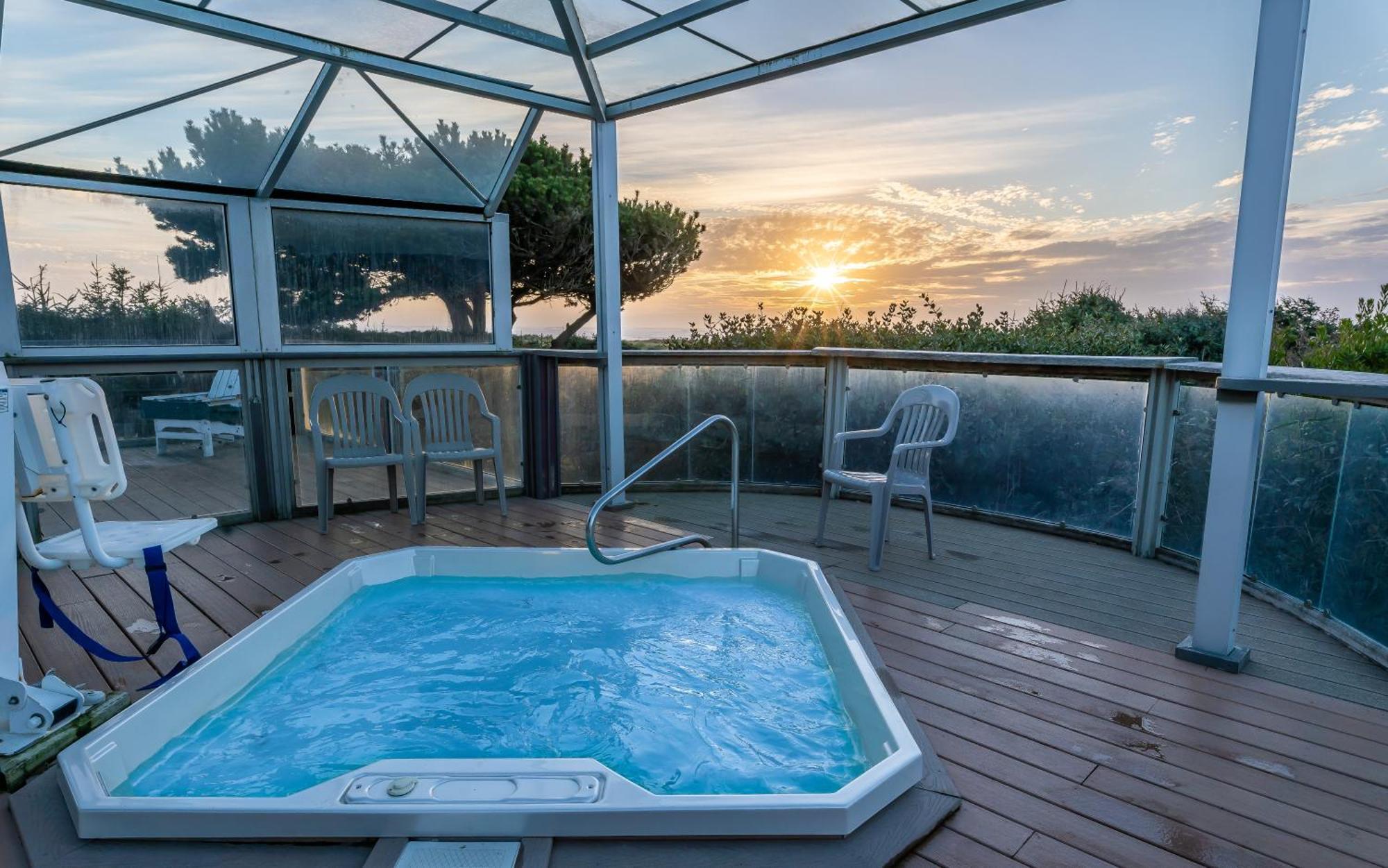 Gold Beach Inn Buitenkant foto