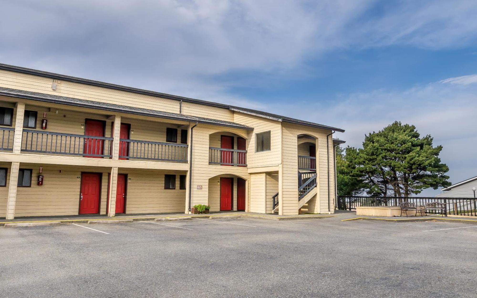 Gold Beach Inn Buitenkant foto