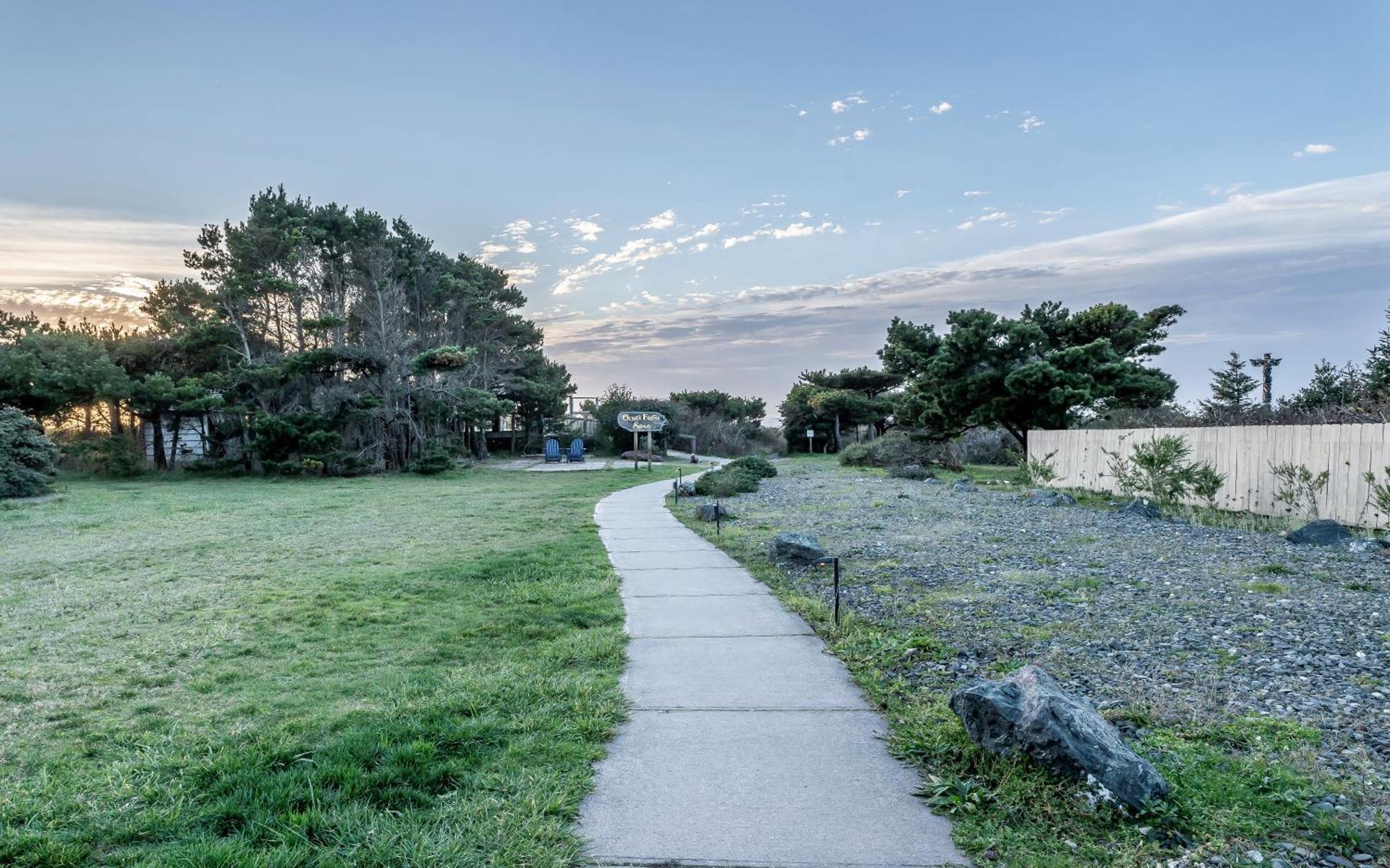 Gold Beach Inn Buitenkant foto