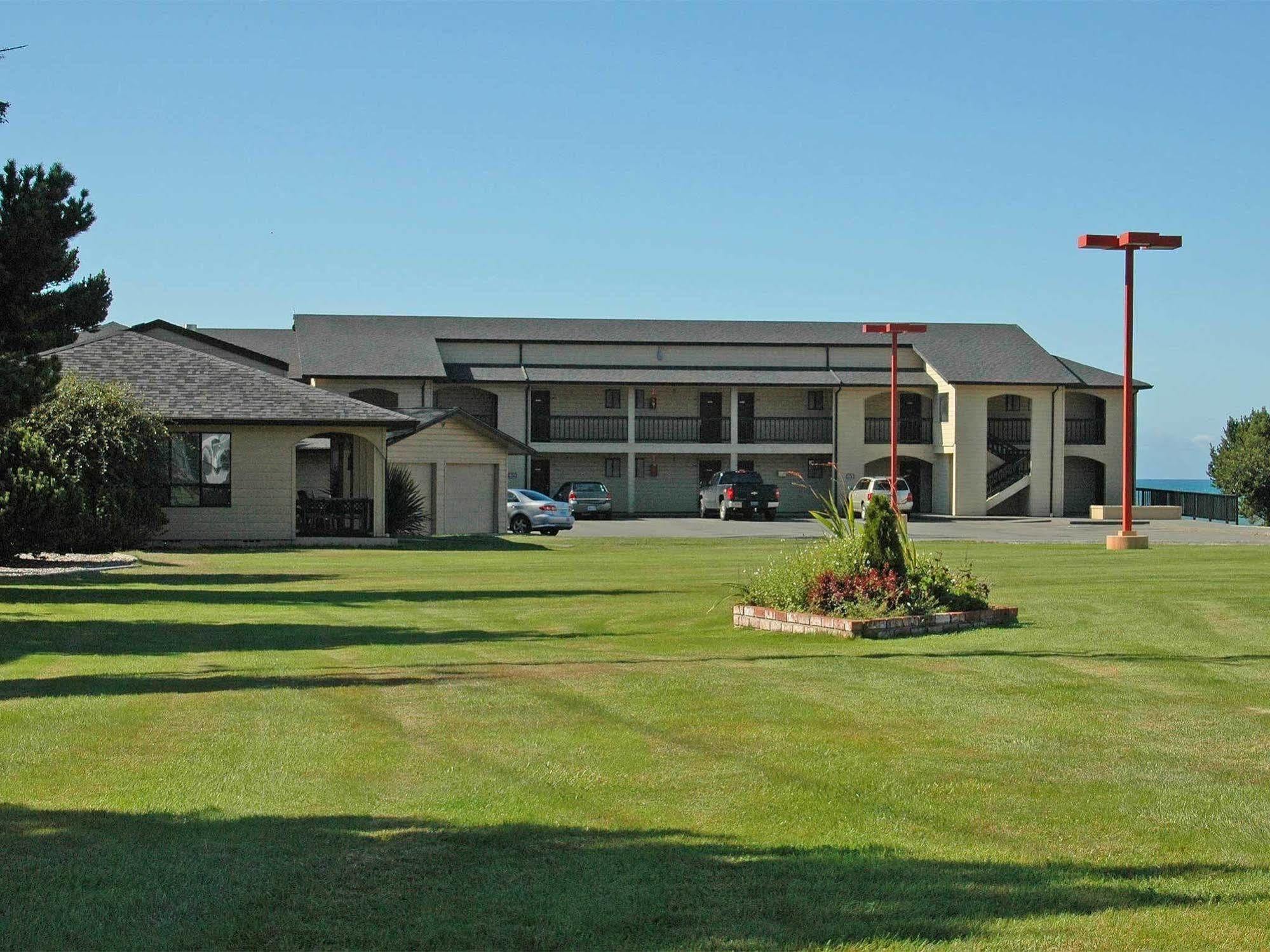 Gold Beach Inn Buitenkant foto